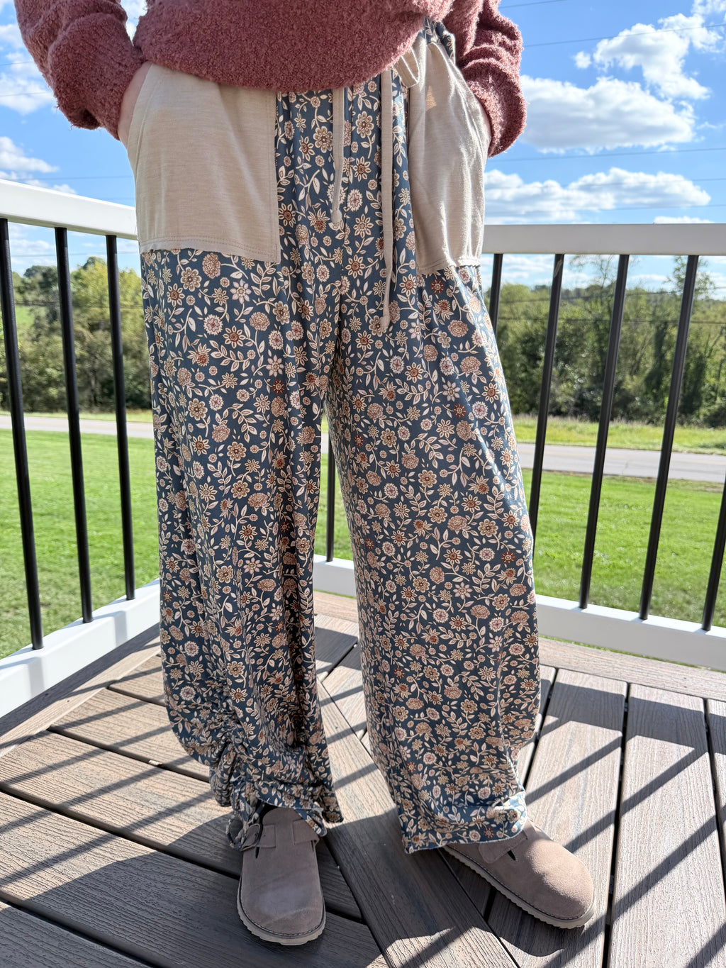 Daisy Drawstring Pants