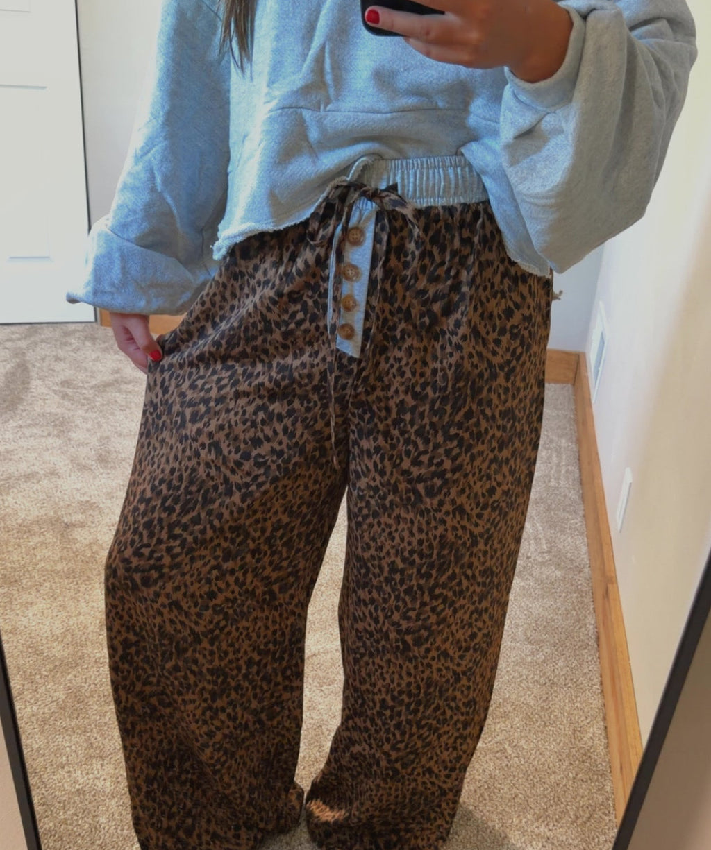 Leopard Print Wide-leg Pants